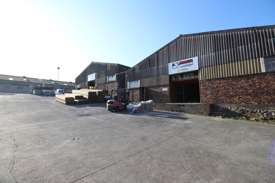 Commercial Property for Sale in Braelyn Eastern Cape